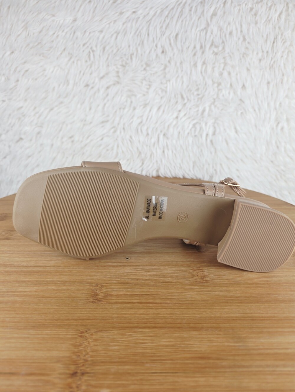 WOMEN'S SMALL BLOCK HEEL (EPISODE-S NATURAL PU) - Picture 8 of 8